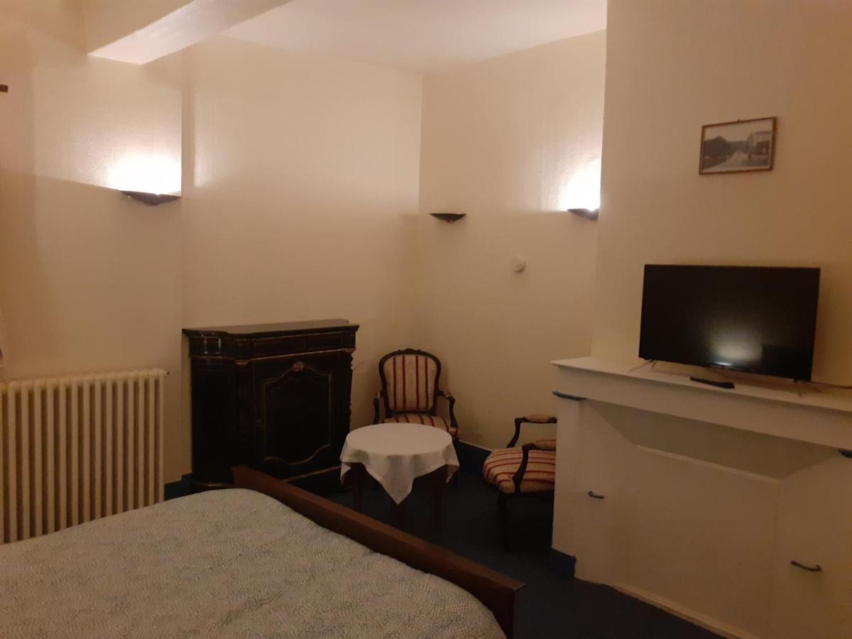 Le Grand Cerf Hotel Nonancourt Kültér fotó